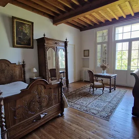 Les Du Seguy Hotel Saint-Ciers-de-Canesse